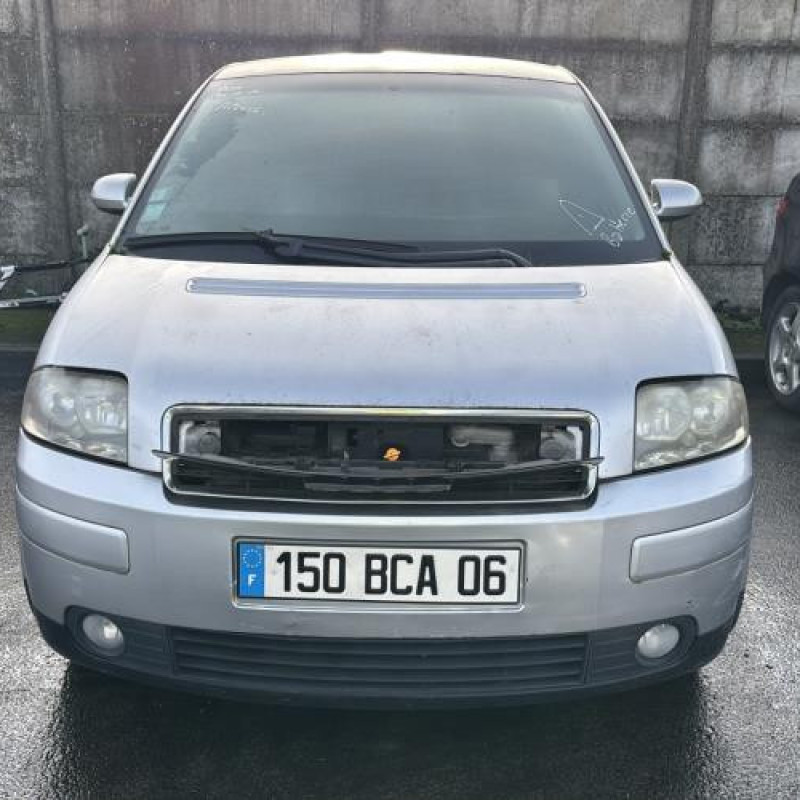 Becquet AUDI A2 Photo n°12