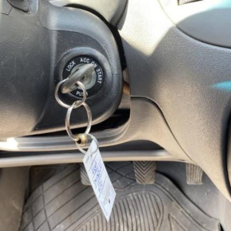Capot KIA RIO 2 Photo n°16
