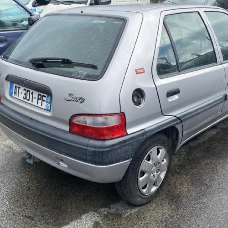 Optique avant principal gauche (feux)(phare) CITROEN SAXO Photo n°20