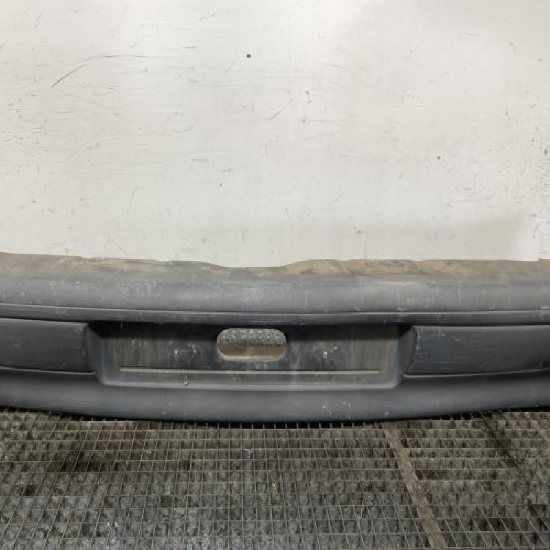 Pare choc arriere RENAULT CLIO 1 Photo n°1