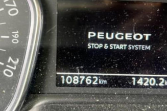 Pare boue arriere droit PEUGEOT EXPERT 4
