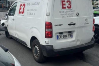 Pare boue arriere droit PEUGEOT EXPERT 4