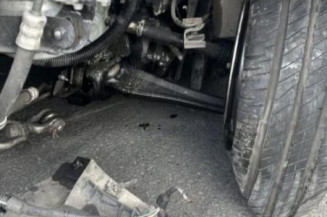 Pare boue arriere droit PEUGEOT EXPERT 4