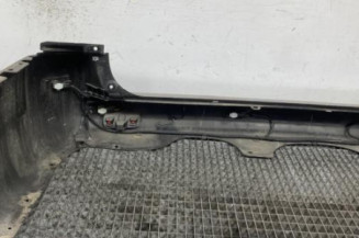 Pare choc arriere OPEL VIVARO 3