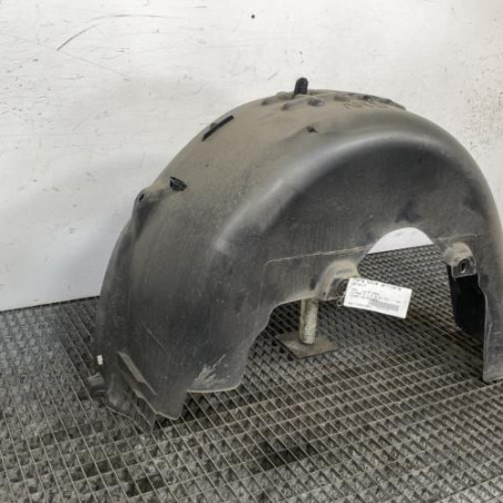 Pare boue arriere droit OPEL VIVARO 3