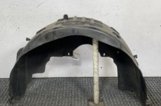 Pare boue arriere gauche OPEL VIVARO 3