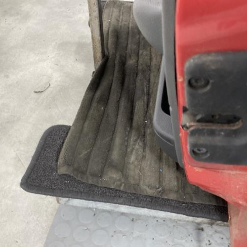 Porte avant droit RENAULT CLIO 1 Photo n°2