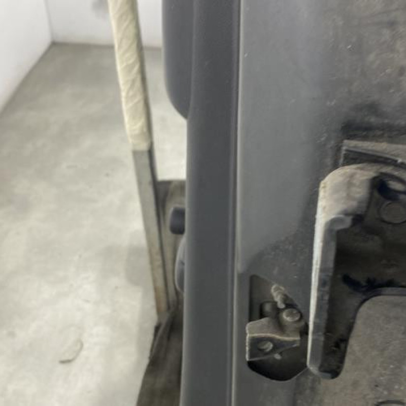 Porte arriere gauche CITROEN C3 2 Photo n°5