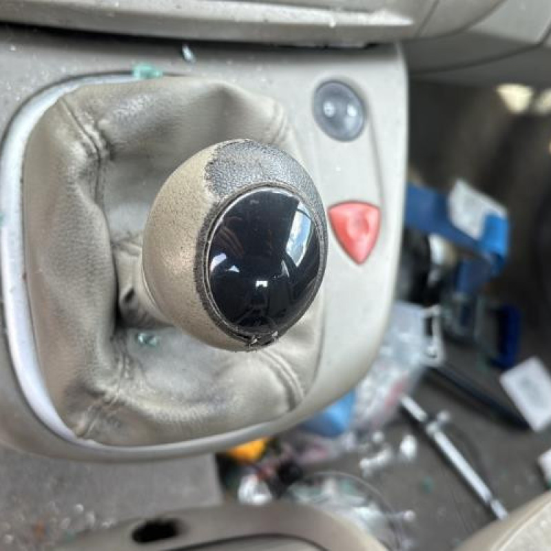 Bras essuie glace arriere RENAULT SCENIC 2 Photo n°15