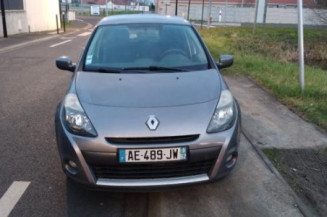Pivot de moyeu avant gauche RENAULT CLIO 3 Photo n°1