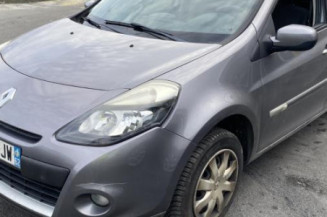 Pivot de moyeu avant gauche RENAULT CLIO 3