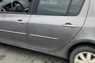 Pivot de moyeu avant gauche RENAULT CLIO 3