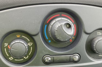 Pivot de moyeu avant gauche RENAULT CLIO 3
