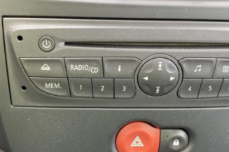 Pivot de moyeu avant gauche RENAULT CLIO 3