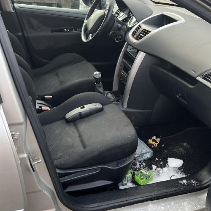 Interrupteur de leve vitre arriere gauche PEUGEOT 207 Photo n°6