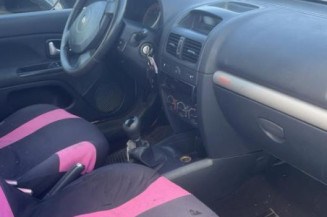 Feu arriere stop central RENAULT CLIO 2