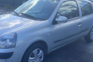Feu arriere stop central RENAULT CLIO 2