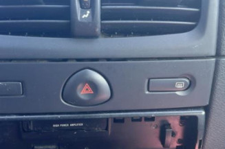Feu arriere stop central RENAULT CLIO 2