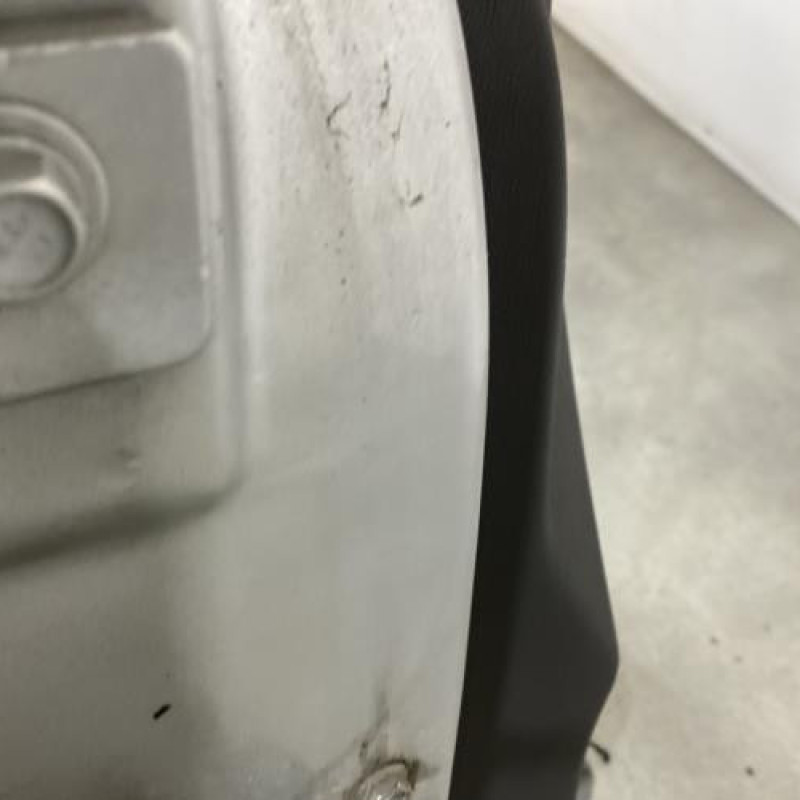Porte avant droit OPEL CORSA D Photo n°4