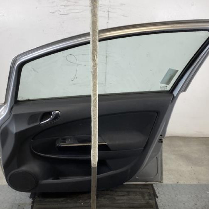 Porte avant droit OPEL CORSA D Photo n°8