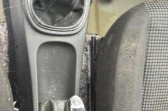 Feu arriere stop central OPEL CORSA D