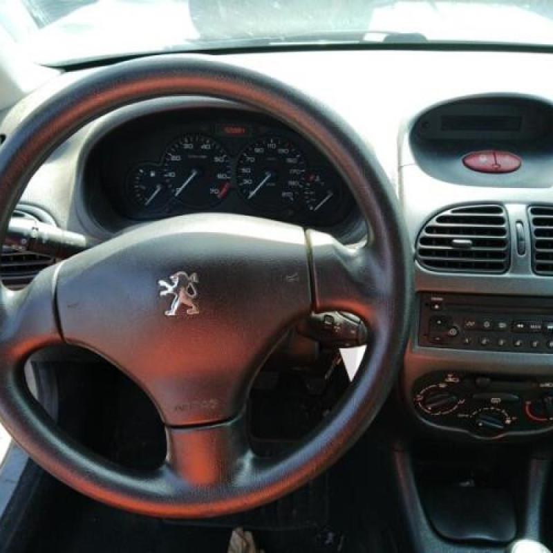 Pompe à carburant PEUGEOT 206 Photo n°9