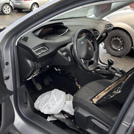 Feu arriere stop central PEUGEOT 308 2 SW