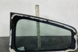 Custode arriere droit RENAULT CLIO 3