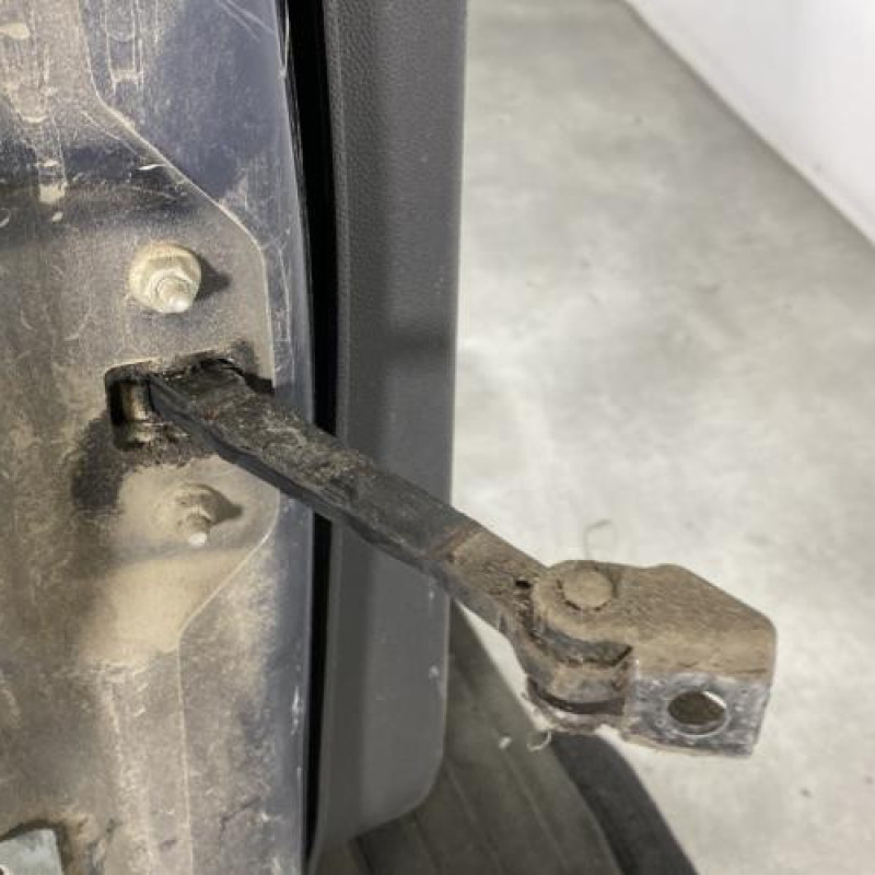 Porte arriere droit OPEL CORSA D Photo n°3