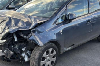 Porte arriere droit OPEL CORSA D