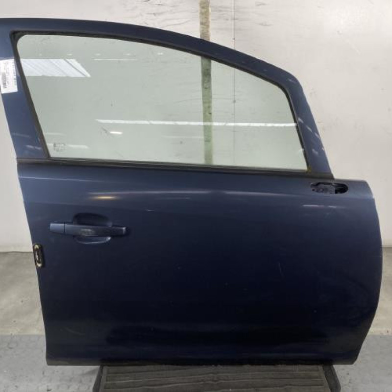 Porte avant droit OPEL CORSA D Photo n°1