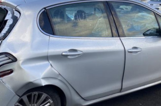 Ceinture arriere gauche PEUGEOT 208 1