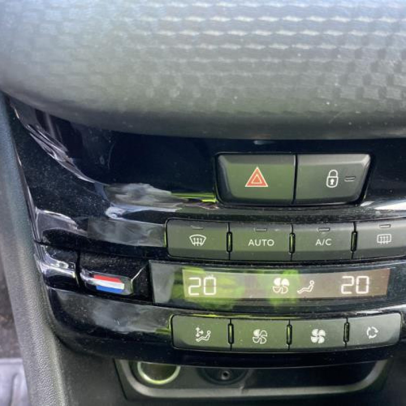 Ceinture arriere gauche PEUGEOT 208 1 Photo n°16