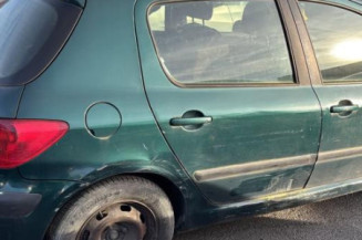 Pare choc avant PEUGEOT 307