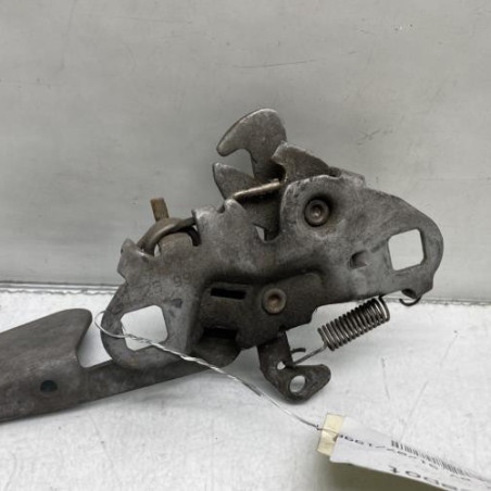 Fermeture de capot PEUGEOT 306