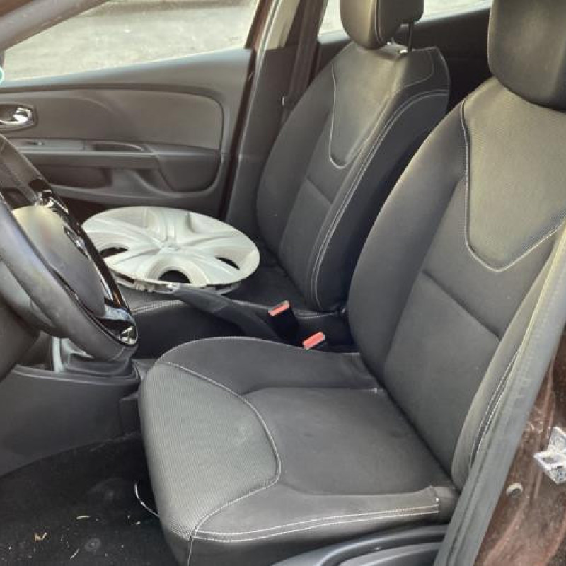 Poignee porte arriere gauche RENAULT CLIO 4 Photo n°14