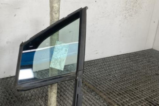 Custode avant gauche (porte) PEUGEOT 3008 1