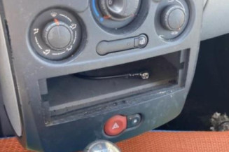 Amortisseur avant droit RENAULT CLIO 3