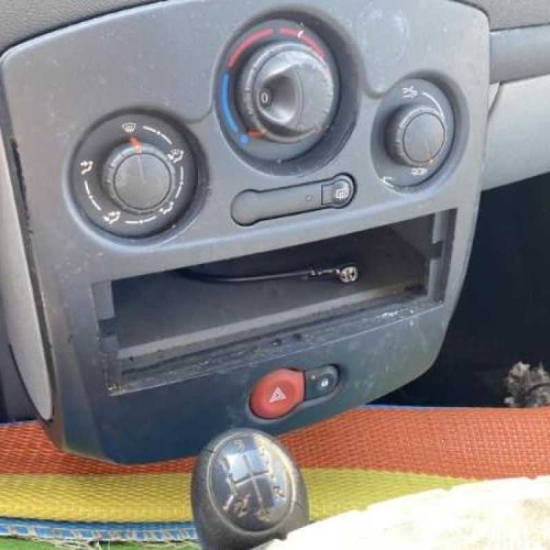 Amortisseur avant droit RENAULT CLIO 3 Photo n°11