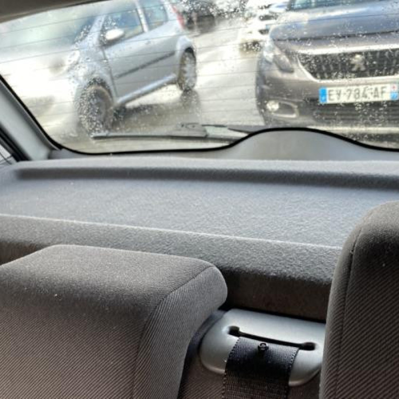 Bouchon de carburant FORD FIESTA 5 Photo n°16