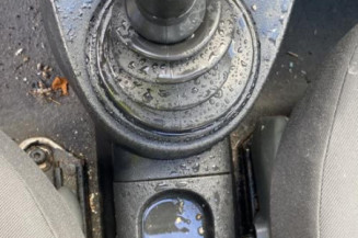 Bouchon de carburant FORD FIESTA 5