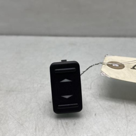 Interrupteur de leve vitre arriere droit FORD MONDEO 3 Photo n°1