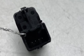 Interrupteur de leve vitre arriere droit FORD MONDEO 3