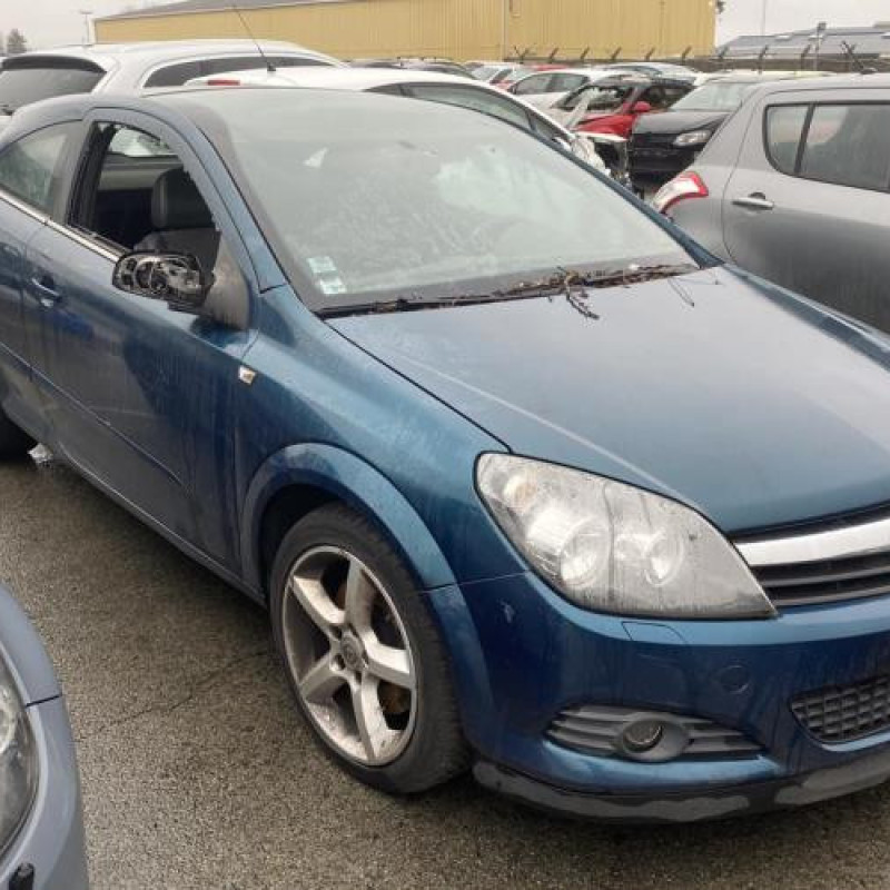 Custode arriere gauche OPEL ASTRA H Photo n°9