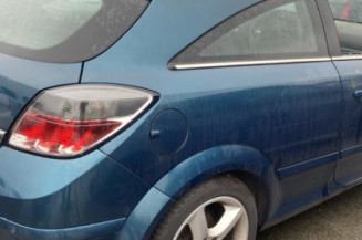 Custode arriere gauche OPEL ASTRA H