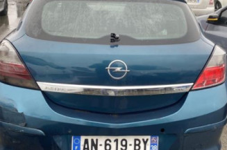 Custode arriere gauche OPEL ASTRA H