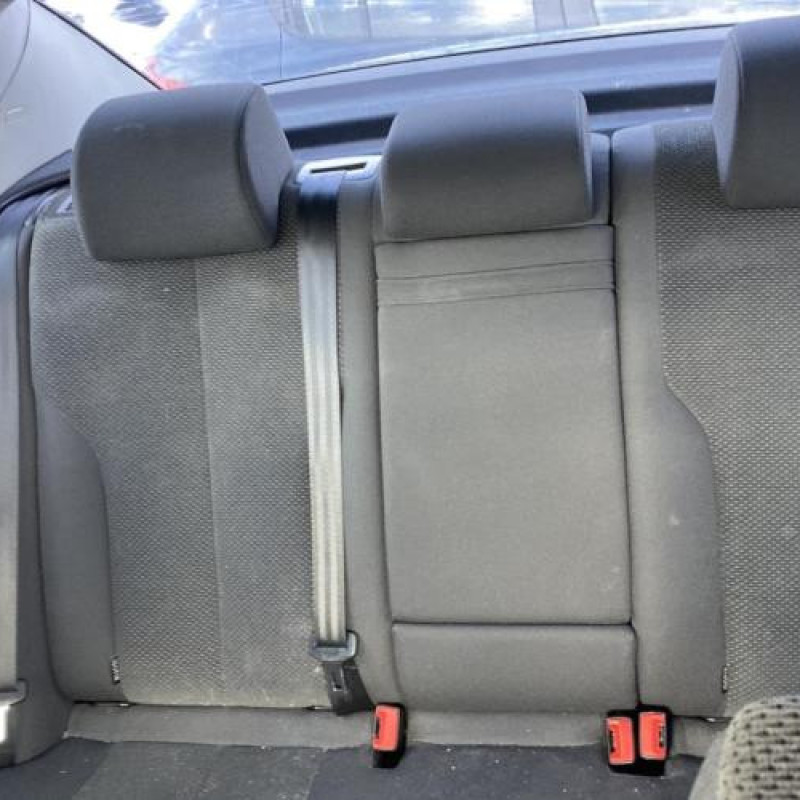 Etrier arriere droit (freinage) VOLKSWAGEN PASSAT 5 Photo n°16
