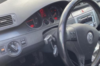 Etrier arriere droit (freinage) VOLKSWAGEN PASSAT 5