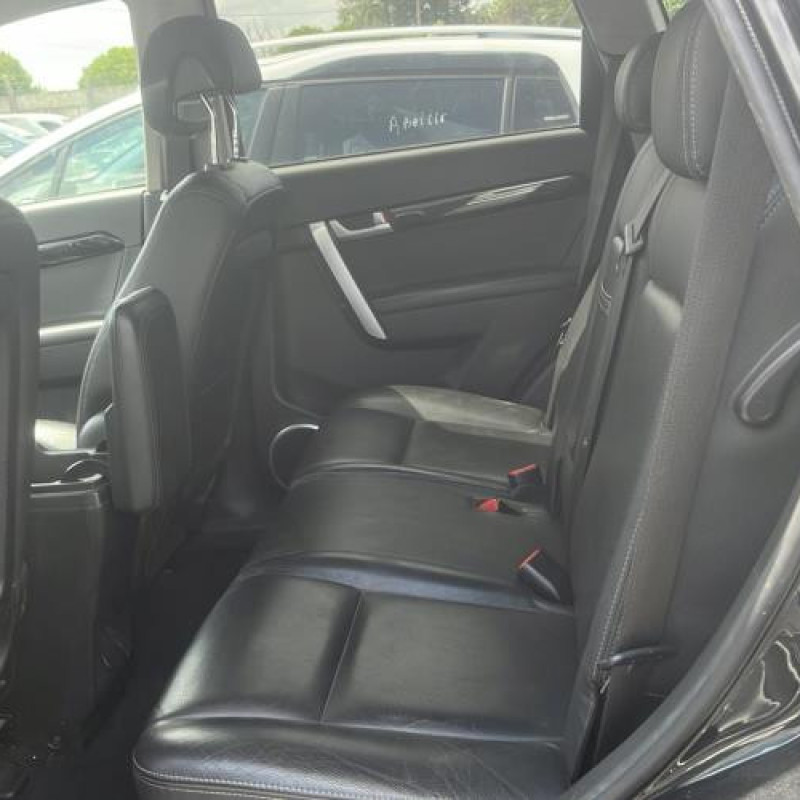 Pare choc arriere CHEVROLET CAPTIVA Photo n°15