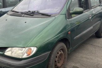 Serrure avant droit RENAULT SCENIC 1